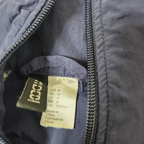 H&M blue and white lightweight track jacket - Picture 3 of 3